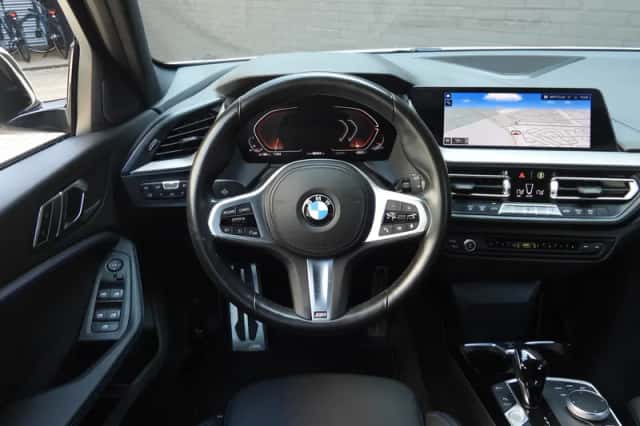 BMW 1-Serie (2022) thumbnail 2