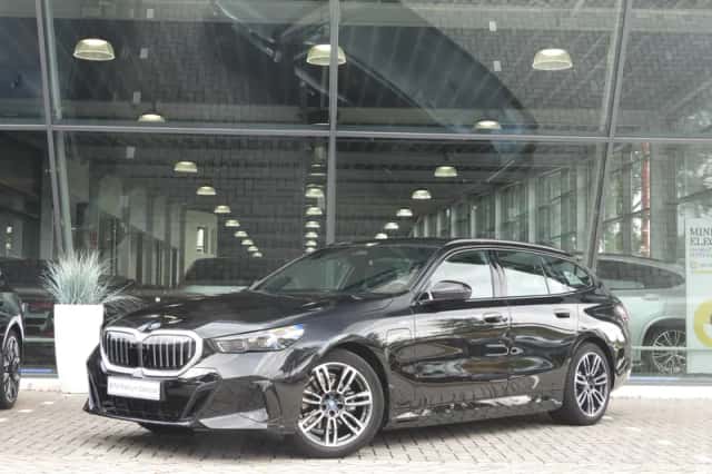 BMW 5-Serie (2024) thumbnail 1