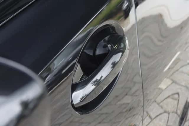BMW 3-Serie (2023) thumbnail 4