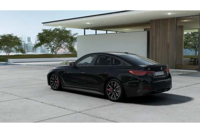 BMW i4 (2026) thumbnail 2