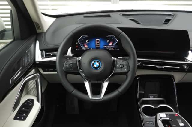 BMW X1 (2026) thumbnail 2