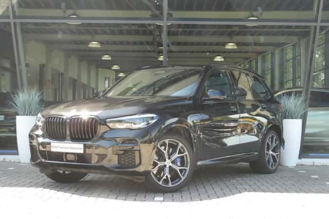BMW X5 (2023) thumbnail 1