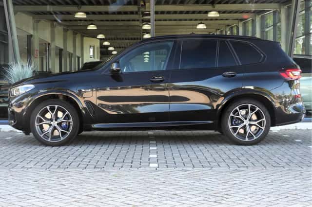 BMW X5 (2023) thumbnail 5