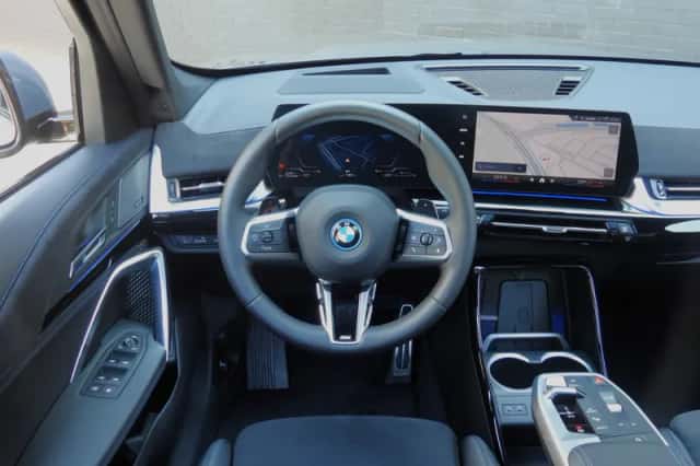 BMW X1 (2025) thumbnail 2