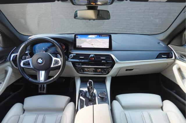 BMW 5-Serie (2023) thumbnail 3