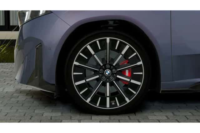 BMW iX3 (2026) thumbnail 6