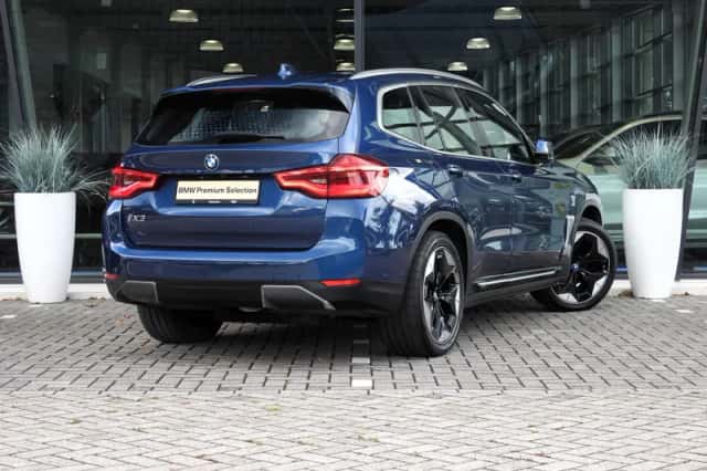 BMW iX3 (2021) thumbnail 4