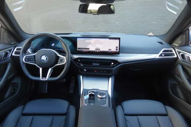 BMW i4 (2025) thumbnail 3