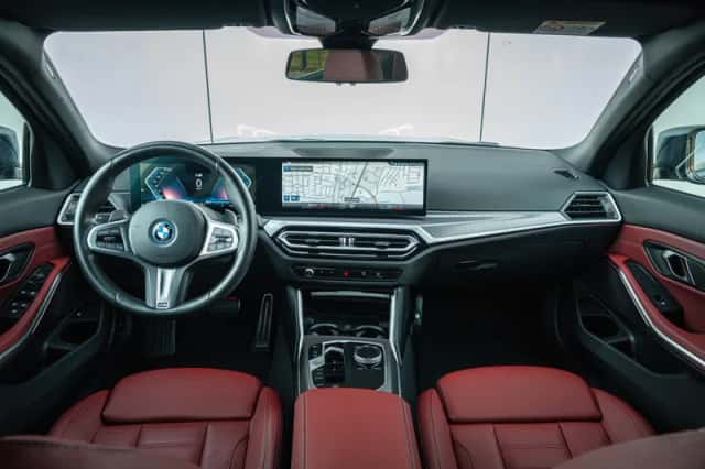 BMW 3-Serie (2024) thumbnail 3