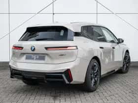 BMW iX (2026) thumbnail 2