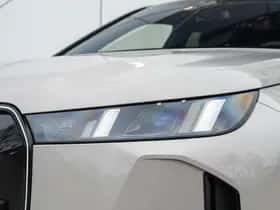 BMW iX (2026) thumbnail 9