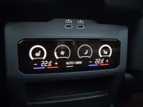BMW i5 (2026) thumbnail 13