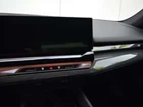 BMW i5 (2026) thumbnail 23