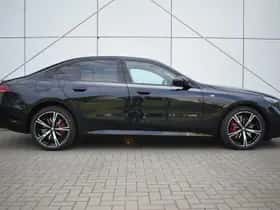 BMW i5 (2026) thumbnail 9