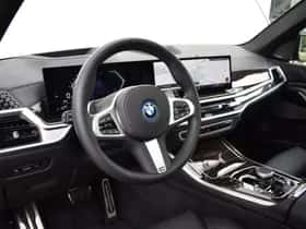 BMW X5 (2024) thumbnail 29