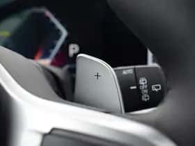BMW X5 (2024) thumbnail 37