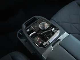 BMW iX (2026) thumbnail 12
