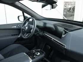 BMW iX (2026) thumbnail 19
