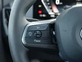 BMW iX (2026) thumbnail 25