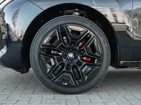 BMW iX (2026) thumbnail 33