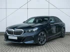 BMW 5-Serie (2024) thumbnail 1
