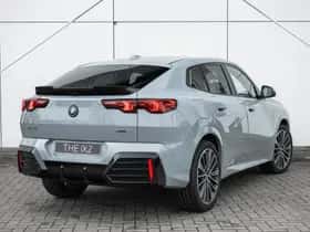 BMW iX2 (2026) thumbnail 2