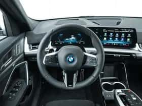 BMW iX2 (2026) thumbnail 38