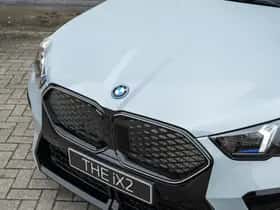 BMW iX2 (2026) thumbnail 7