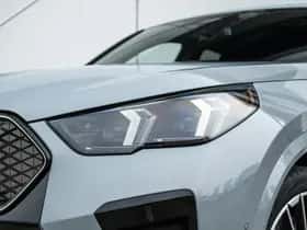 BMW iX2 (2026) thumbnail 9