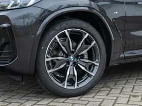 BMW X4 (2026) thumbnail 9