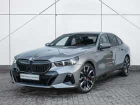 BMW 5-Serie (2025) thumbnail 1