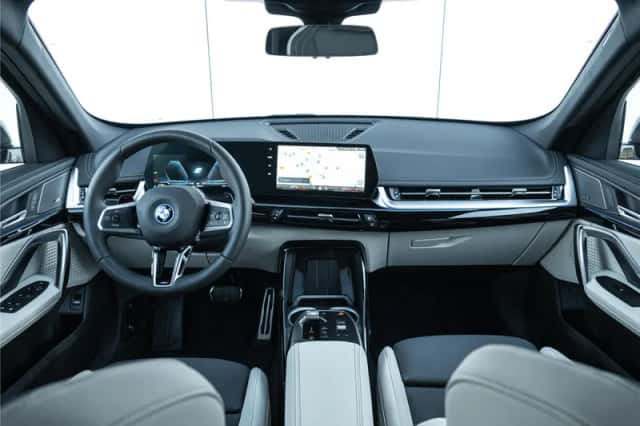BMW X1 (2026) thumbnail 3