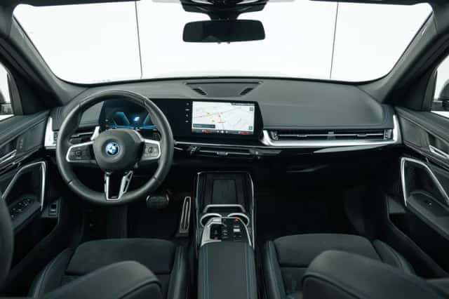 BMW X1 (2025) thumbnail 4