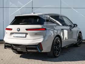 BMW iX (2025) thumbnail 2