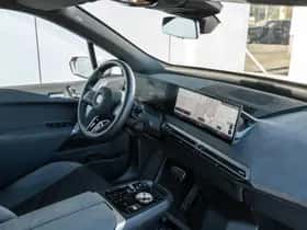BMW iX (2025) thumbnail 14
