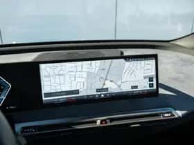 BMW iX (2025) thumbnail 28