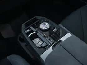 BMW iX (2025) thumbnail 46