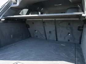 BMW iX (2025) thumbnail 6