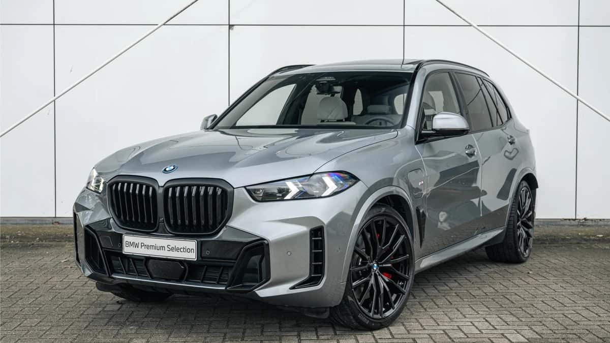 BMW X5 (2025) — foto 1