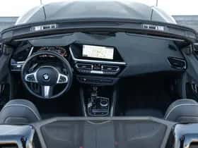 BMW Z4 (2023) thumbnail 3