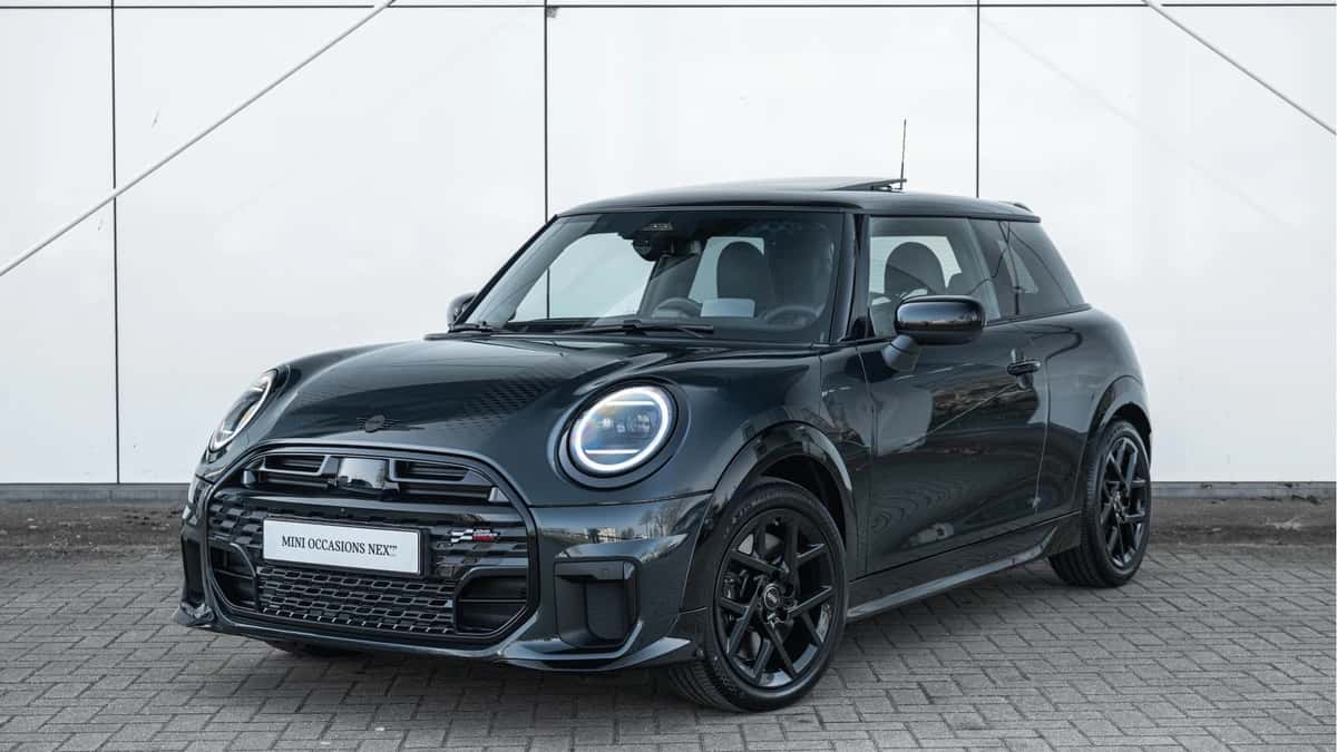 MINI Hatchback (2026) — foto 1