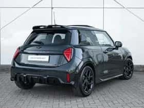 MINI Hatchback (2026) thumbnail 3