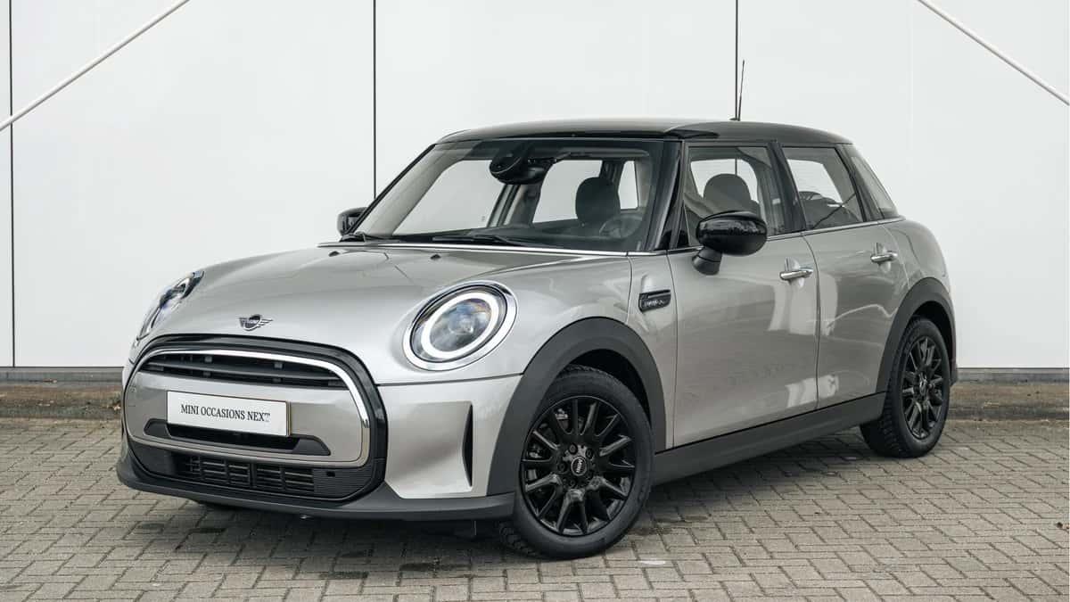MINI Hatchback (2023) — foto 1