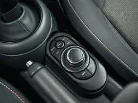 MINI Hatchback (2023) thumbnail 26