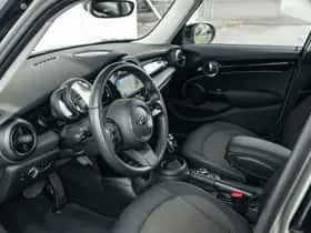 MINI Hatchback (2023) thumbnail 29