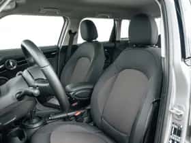 MINI Hatchback (2023) thumbnail 4