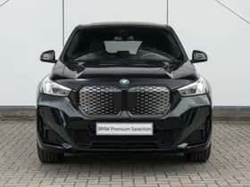BMW iX1 (2024) thumbnail 11