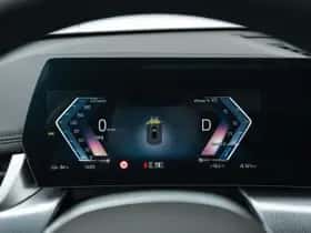 BMW iX1 (2024) thumbnail 18