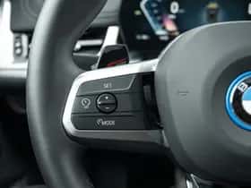 BMW iX1 (2024) thumbnail 20