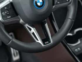 BMW iX1 (2024) thumbnail 33